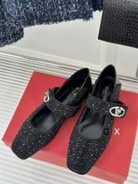 Picture of Valentino Shoes _SKUValentinsz35-40JX050219949